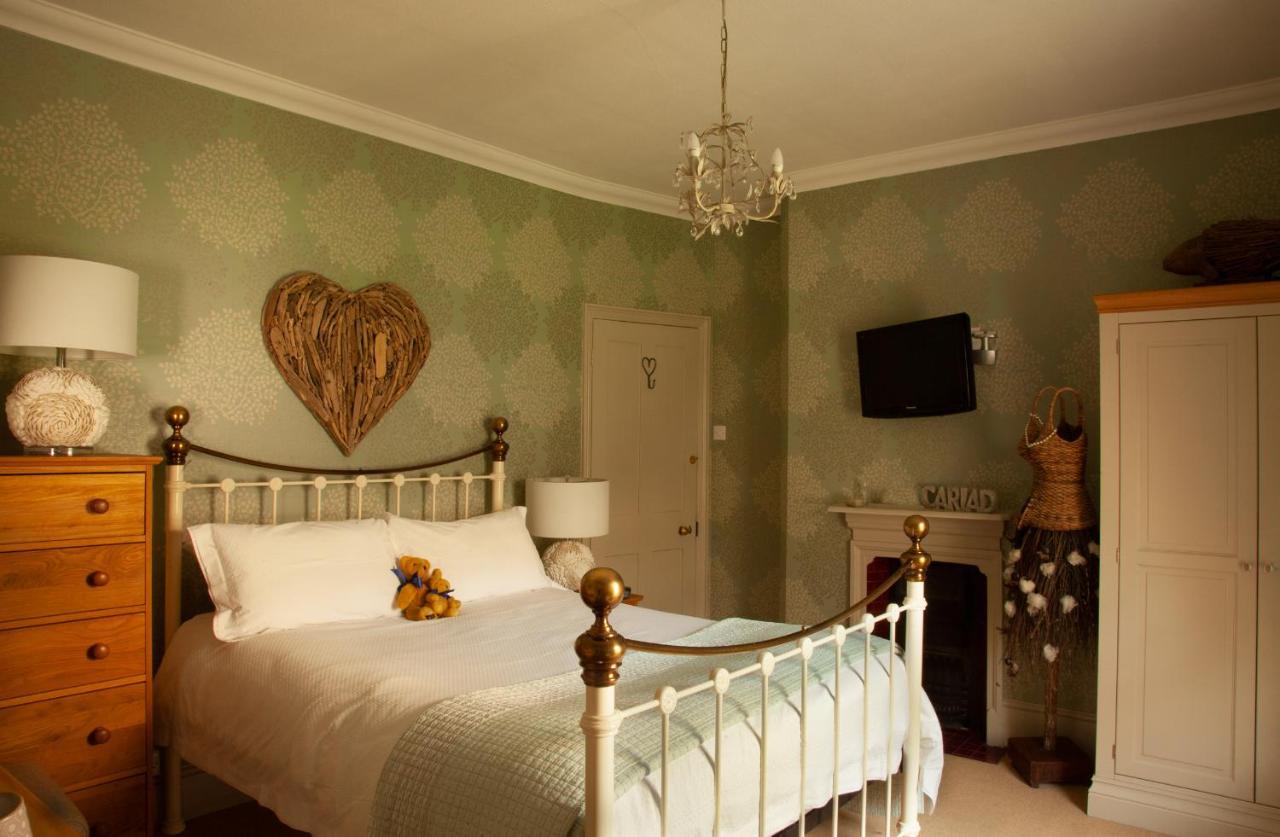 Bed and Breakfast St Katharine'S House Мілфорд-Гейвен Екстер'єр фото